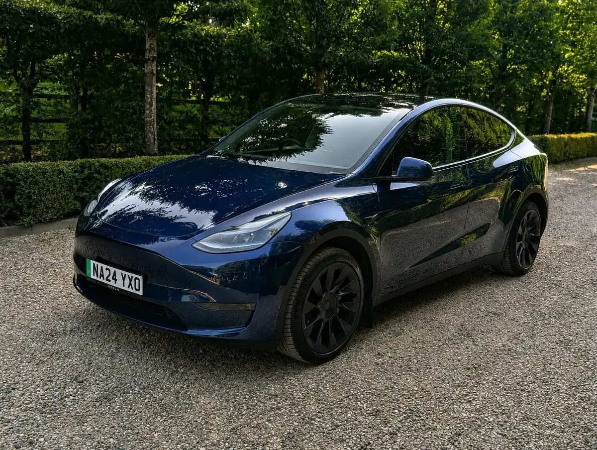 Used Tesla Model Y Long Range AWD 378 kW (514 HP) 2024 Blue SUV
