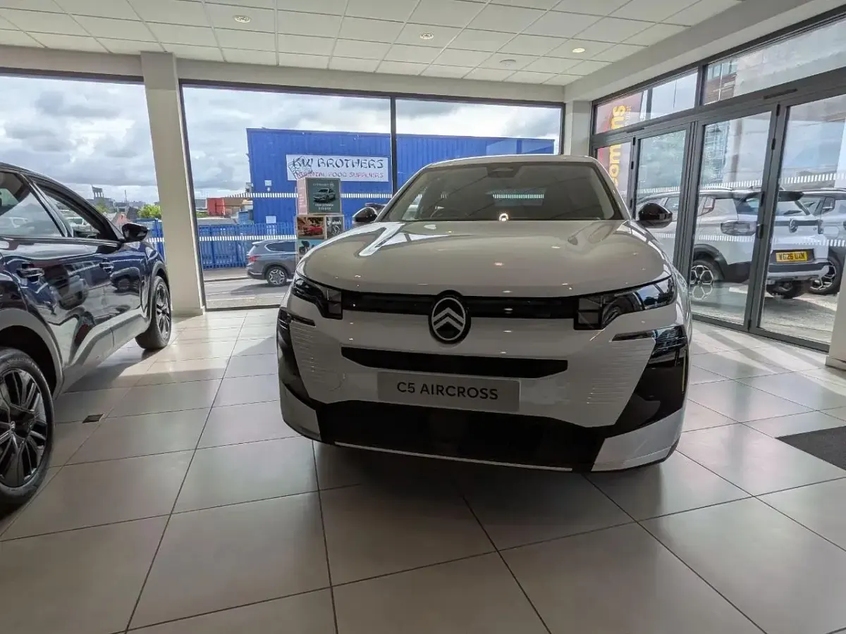 New Citroën C5 Aircross 143 HP (105 kW) 2026 White SUV