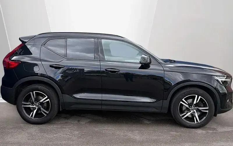 Used Volvo XC40 Plus 163 HP (119 kW) 2026 SUV
