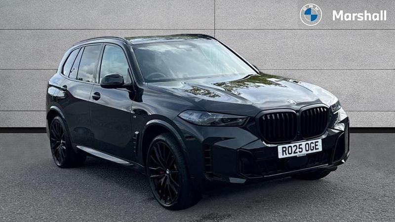 Black sapphire Used 2025 BMW X5 M M Sport SUV | £69,378 (Expensive) - Image 1/4