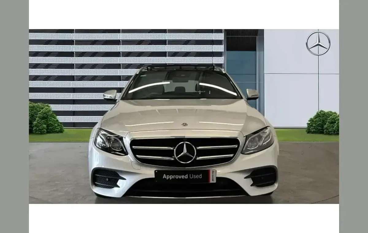 Used Mercedes E350 AMG line 281 HP (206 kW) 2020 Silver Estate