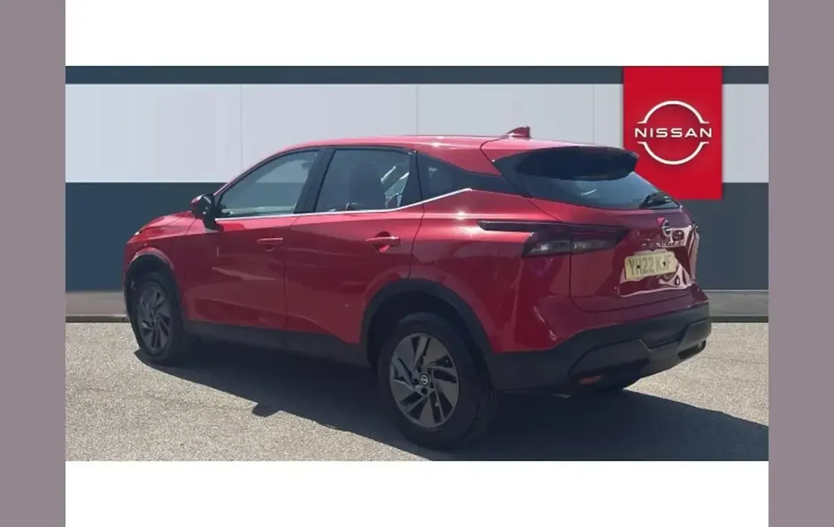 Used Nissan Qashqai Acenta Premium 138 HP (101 kW) 2022 Red SUV