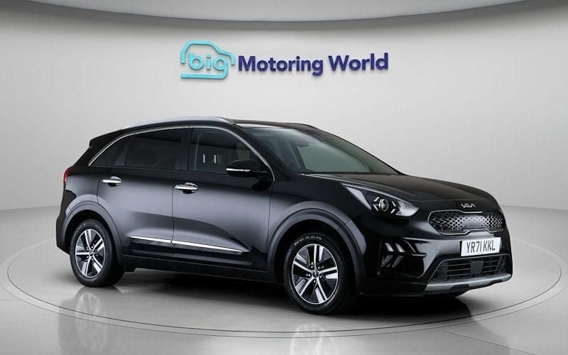 Used 2021 Kia Niro SUV | £17,900 (Fair price) - Image 1/4