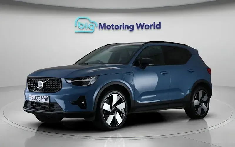 Used Volvo XC40 Ultimate 262 HP (192 kW) 2023 Blue SUV