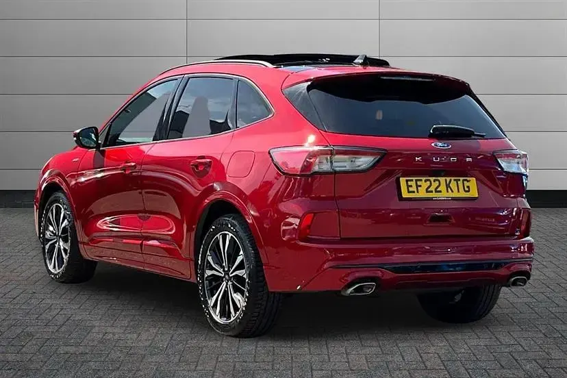 Second-hand Ford Kuga ST-Line X 150 CP (110 kW) 2022 Roșu SUV