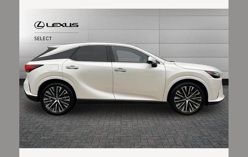 Used Lexus RX450h+ 309 HP (227 kW) 2024 White SUV