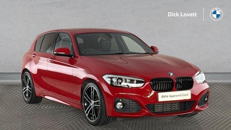 Used BMW 118 Efficient Dynamics 148 HP (108 kW) 2019 Red Hatchback