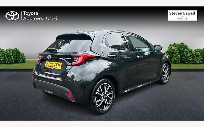 Used Toyota Yaris Hybrid Design 116 HP (85 kW) 2025 Hatchback