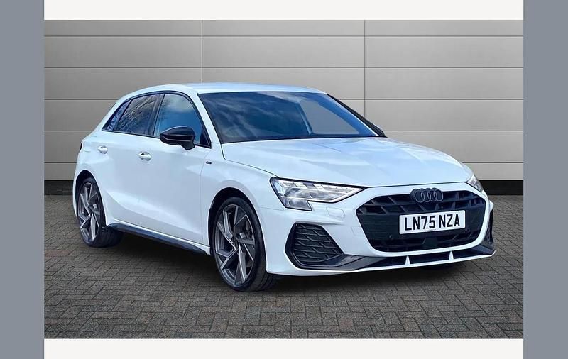 Used Audi A3 Black Edition 147 HP (108 kW) 2025 White Hatchback