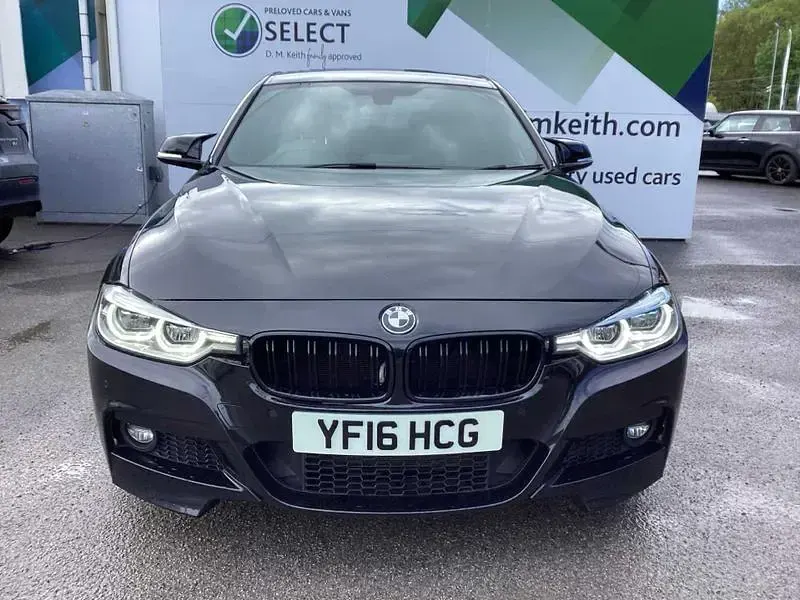 Begagnad BMW 330 M Sport 2016 Svart Sedan