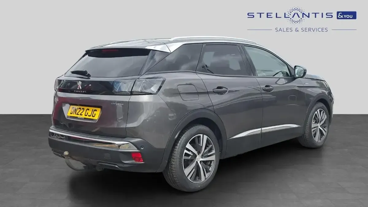 Used Peugeot 3008 Allure Premium 296 HP (217 kW) 2022 Grey SUV