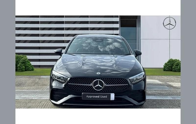 Used Mercedes A180 Executive 150 HP (110 kW) 2023 Black Hatchback