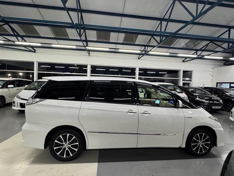 Used Toyota Estima 2023 White MPV