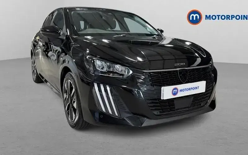 Usado Peugeot 208 Allure 101 HP (74 kW) 2025 Citadino
