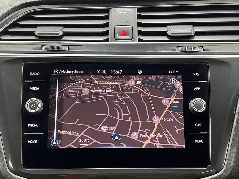 Used VW Tiguan Allspace Life 150 HP (110 kW) 2021 Silver SUV