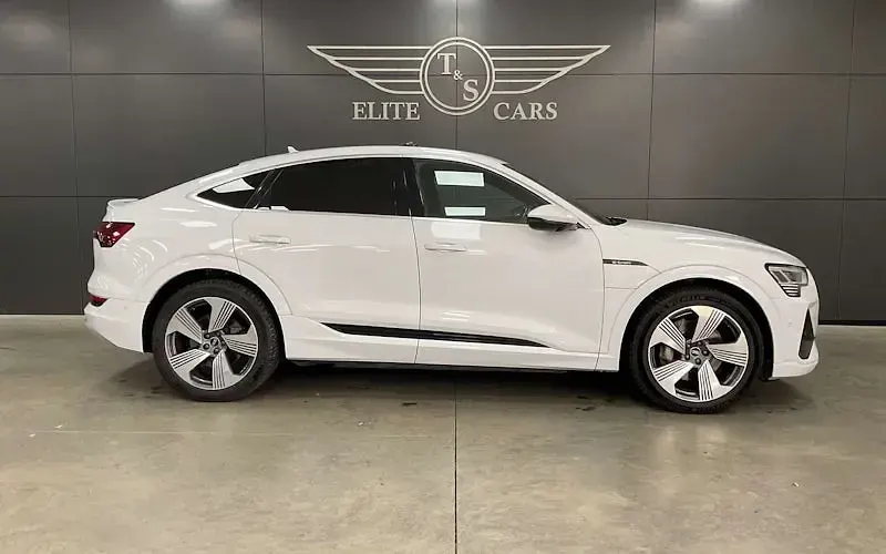 Used Audi e-tron Sportback S-Line 300 kW (408 HP) 2021 White SUV