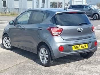 Używany Hyundai i10 66 KM (48 kW) 2019 Szary Hatchback