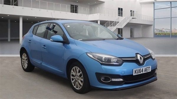 Blue Used 2015 Renault Mégane III Dynamique Hatchback | £3,949 (Fair price) - Image 1/1