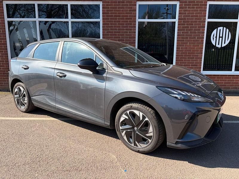 Used MG MG4 EV SE 319 kW (435 HP) 2023 Grey Hatchback