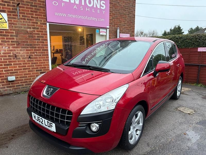 Red Used 2012 Peugeot 3008 Active Estate | £2,750 (Fair price) - Image 1/4