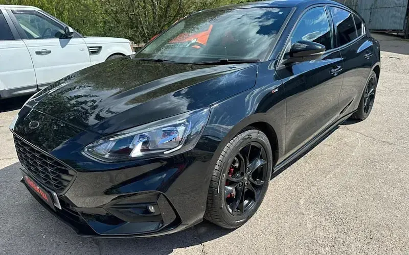 Begagnad Ford Focus ST-Line 125 HK (91 kW) 2020 Halvkombi