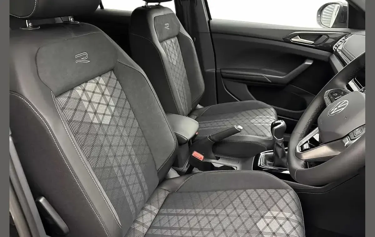 Ny VW T-Cross R-line 113 HK (83 kW) 2026 Svart SUV