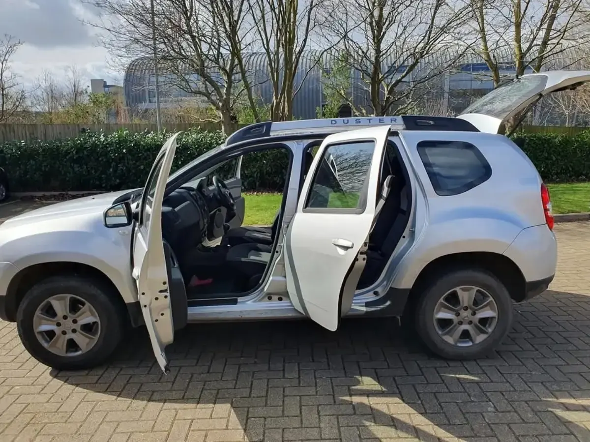 Used Dacia Duster Lauréate 107 HP (78 kW) 2018 Silver Hatchback
