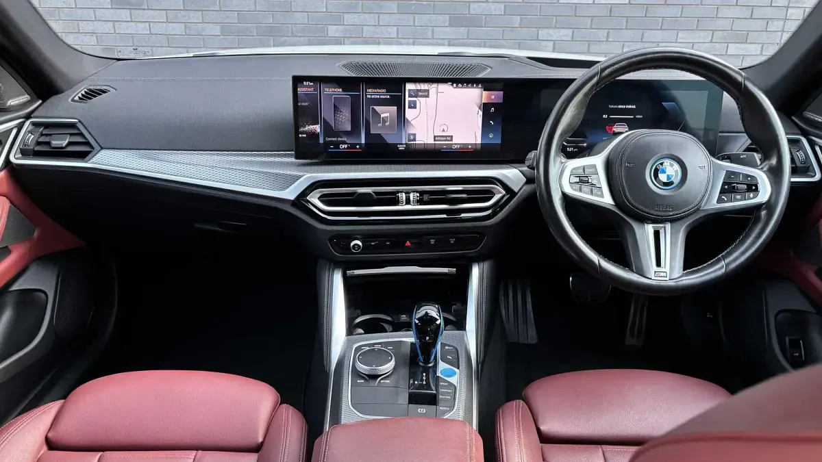 Used BMW i4 Shadowline 394 kW (537 HP) 2022 White Sedan
