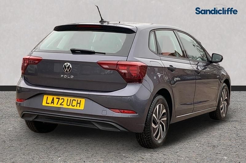 Second-hand VW Polo Life 95 CP (69 kW) 2023 Gri Hatchback