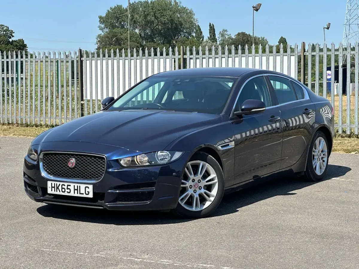 Used Jaguar XE Prestige 2015 Blue Sedan