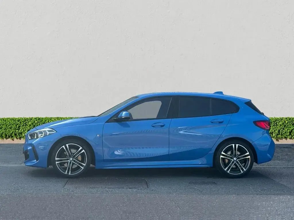 Used BMW 118 M Sport 136 HP (100 kW) 2022 Blue Hatchback