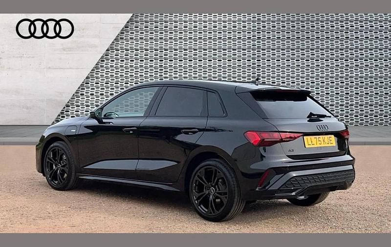 Used Audi A3 e-tron Black Edition 200 HP (147 kW) 2025 Black Hatchback