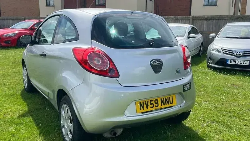 Used Ford Ka Studio 69 HP (50 kW) 2010 Silver Hatchback