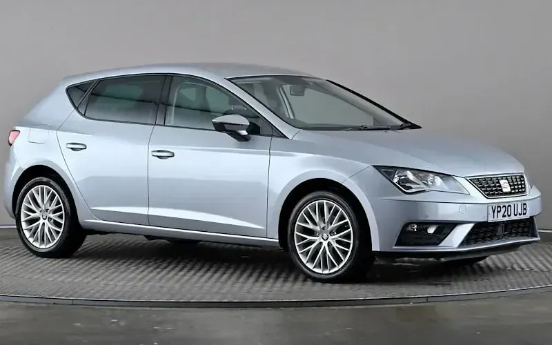 Usado Seat Leon SE Dynamic 116 HP (85 kW) 2020 Citadino