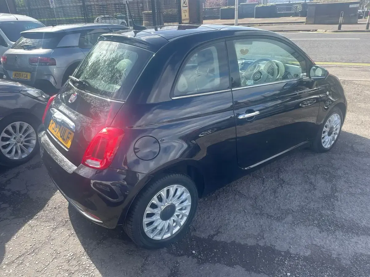 Used Fiat 500 Lounge 69 HP (50 kW) 2017 Black Hatchback