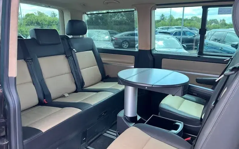 Used VW Caravelle Executive 140 HP (102 kW) 2014 Estate
