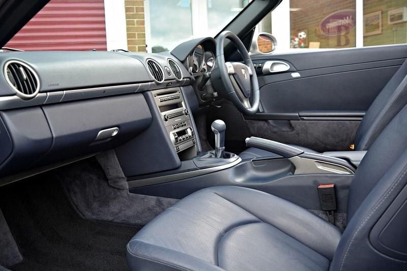 Used Porsche Boxster 280 HP (205 kW) 2006 Silver Cabriolet