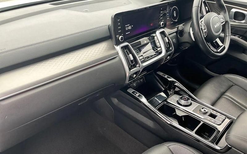 Used Kia Sorento 201 HP (147 kW) 2023 White SUV