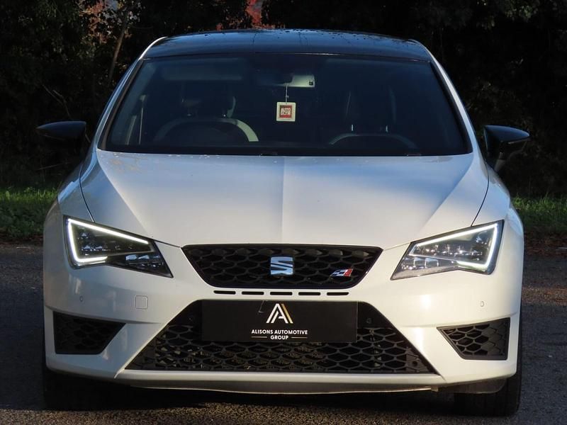 Used Cupra Leon 280 HP (205 kW) 2015 White Hatchback