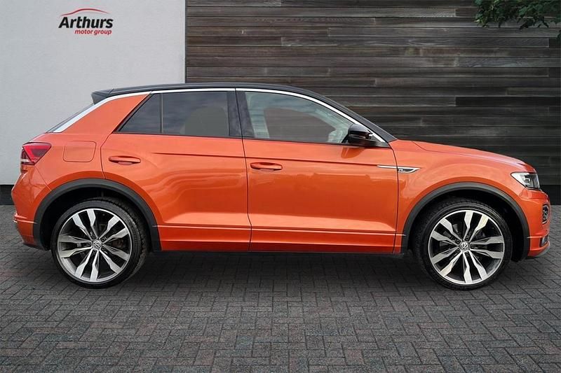 Used VW T-Roc R-line 187 HP (137 kW) 2020 Orange SUV