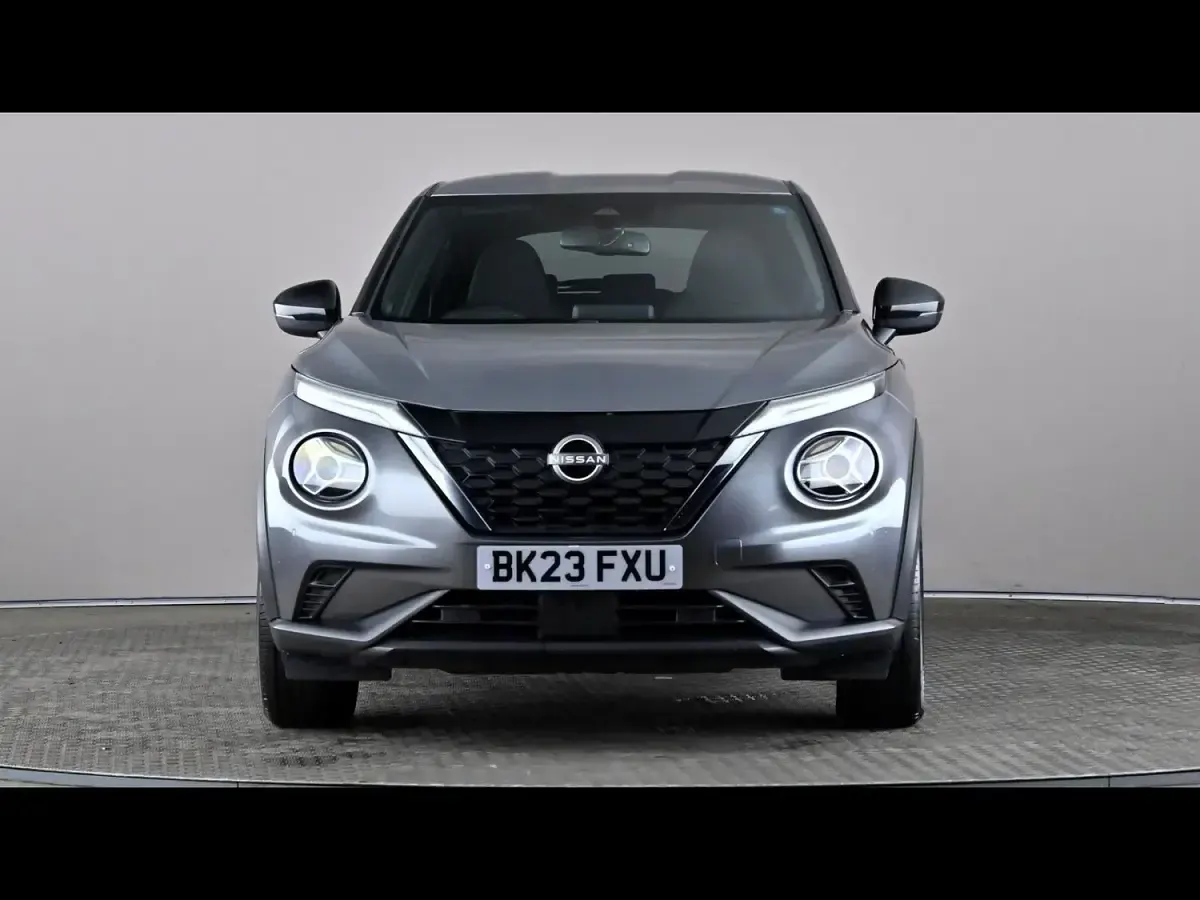 Used Nissan Juke N-Connecta 143 HP (105 kW) 2023 Grey SUV