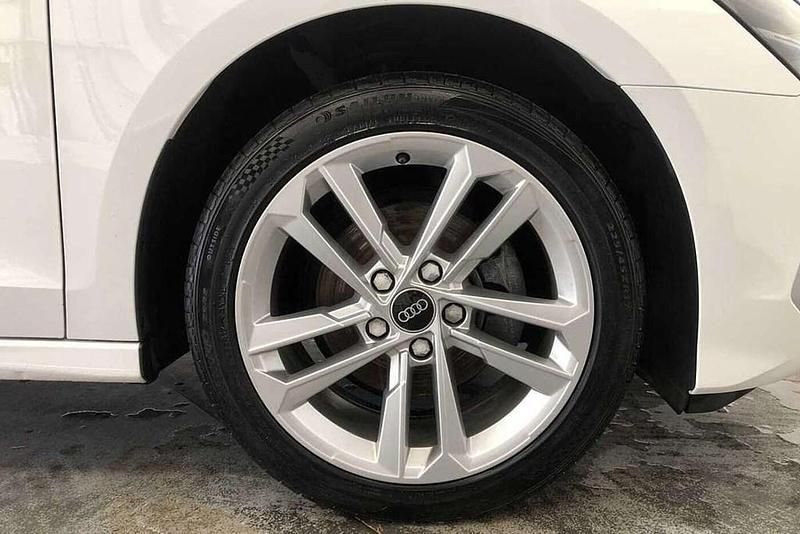 Used Audi A3 Sport 110 HP (80 kW) 2022 White Sedan