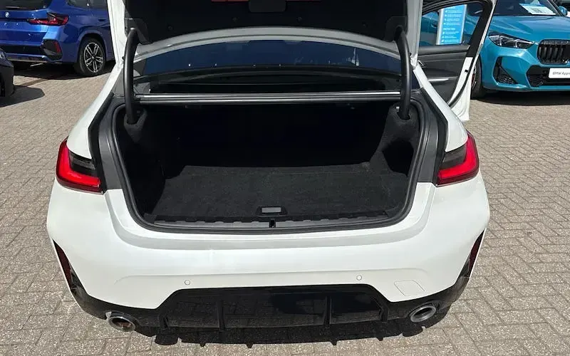 Used BMW 330e M Sport 292 HP (214 kW) 2023 White Sedan