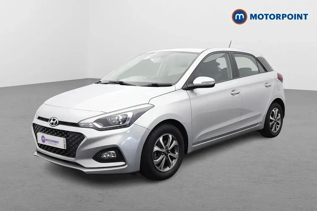 Used Hyundai i20 SE 84 HP (61 kW) 2019 Silver Hatchback