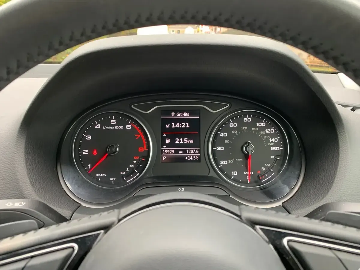 Used Audi Q2 Comfort 150 HP (110 kW) 2017 Grey SUV