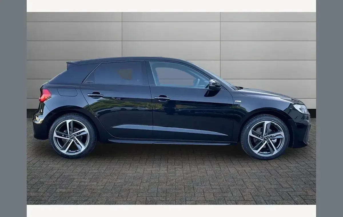 Used Audi A1 S-Line 116 HP (85 kW) 2026 Black SUV