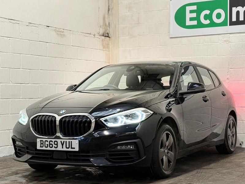 Used BMW 118 Comfort Edition 2019 Black Hatchback