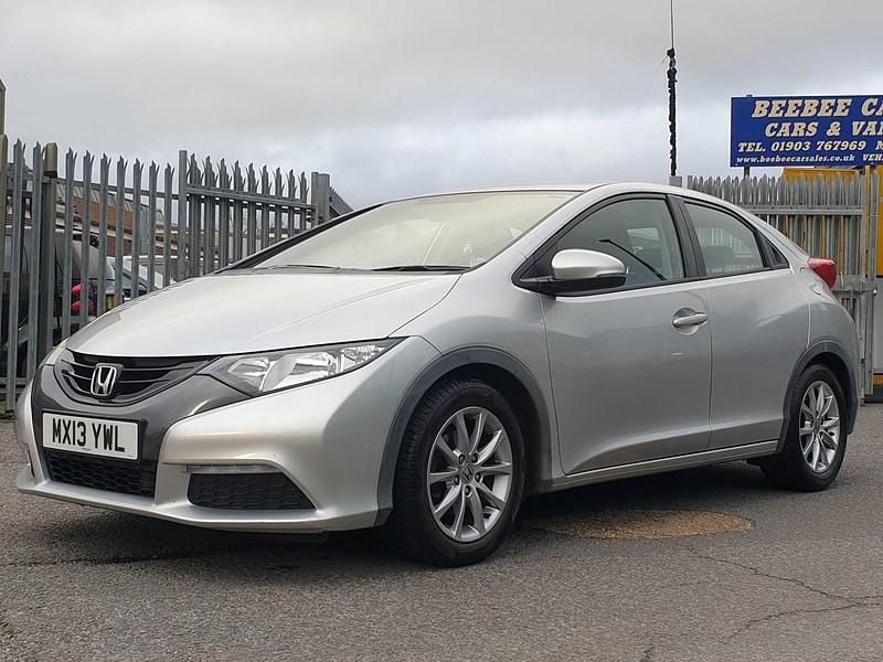 Silver Used 2013 Honda Civic SE Hatchback | £3,895 (Fair price) - Image 1/4