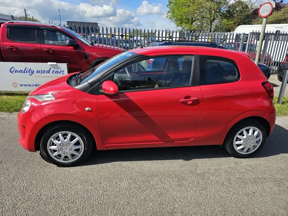 Used Citroën C1 Feel 2016 Red Hatchback