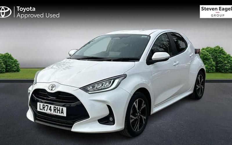 Used Toyota Yaris Hybrid Design 116 HP (85 kW) 2026 Hatchback